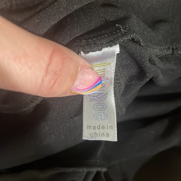 LuLaRoe Solid Black Leggings TC - Picture 2 of 3